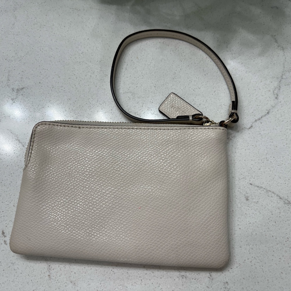 COACH Zippered Weistlet - Picture 3 of 7